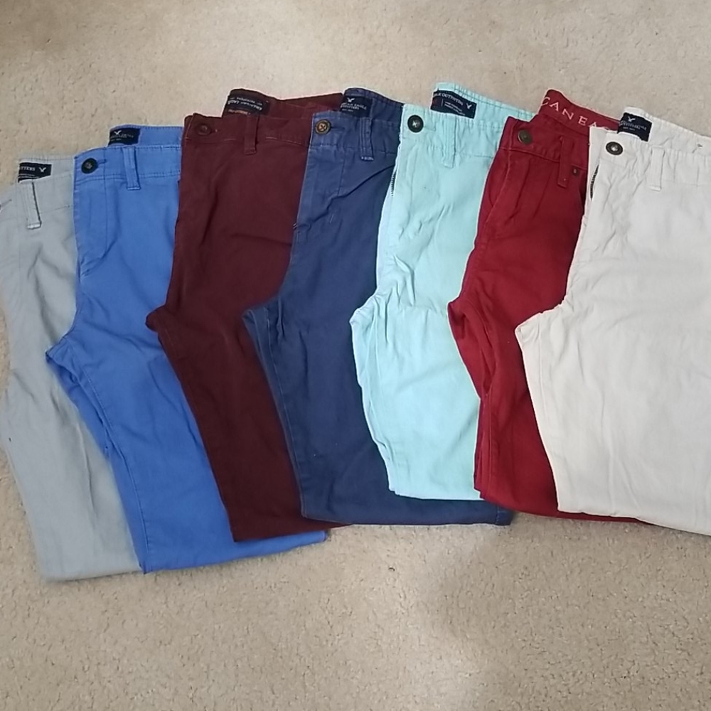 7 pairs of American Eagle pants